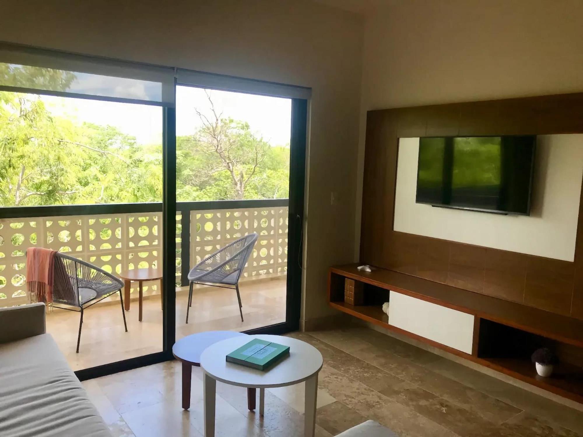 Hideaway With Penthouse Pool And Jungle Tulum