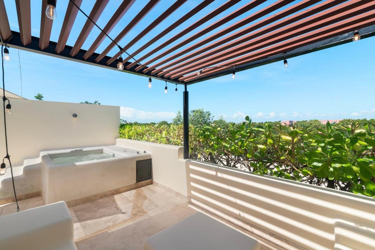 Hideaway With Penthouse Pool And Jungle Appartement